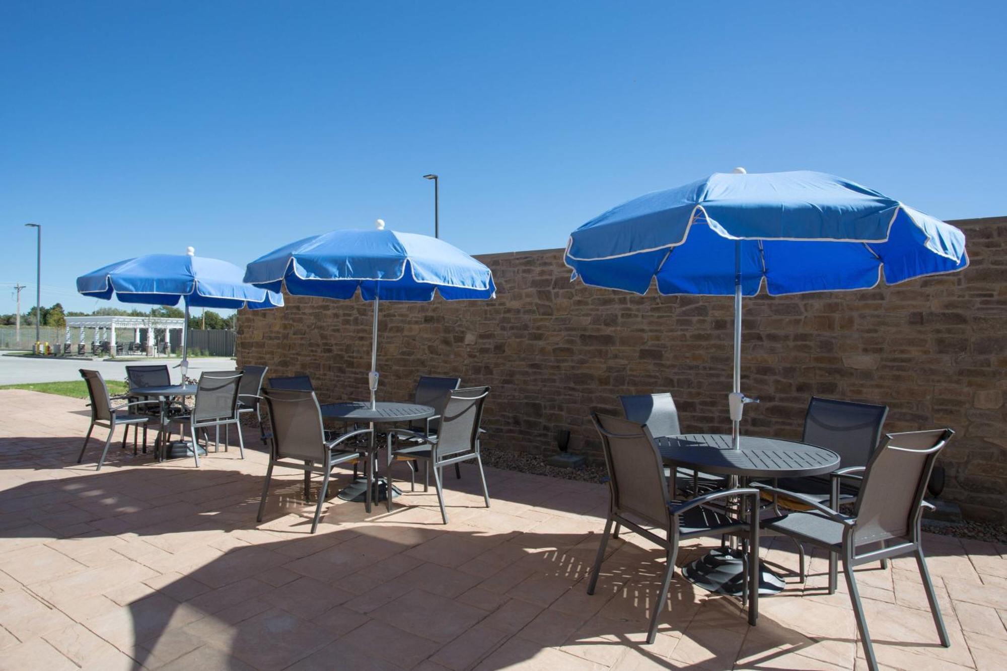 Fairfield Inn & Suites By Marriott Burlington Eksteriør billede