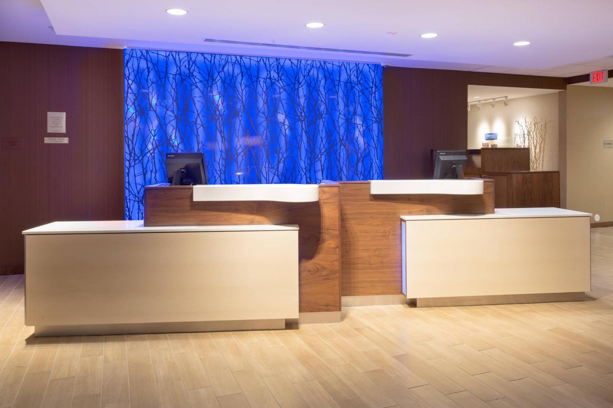 Fairfield Inn & Suites By Marriott Burlington Eksteriør billede